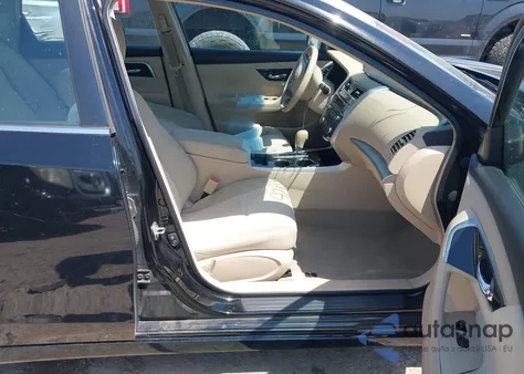 2013 Nissan Altima 2.5 from USA, damaged, VIN 1N4AL3AP5DC904266